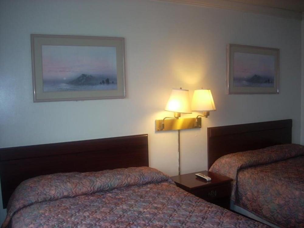 Economy Inn Monterey Seaside Exterior foto